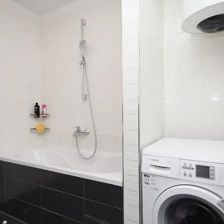 Апартаменты With Wifi - 9249 *