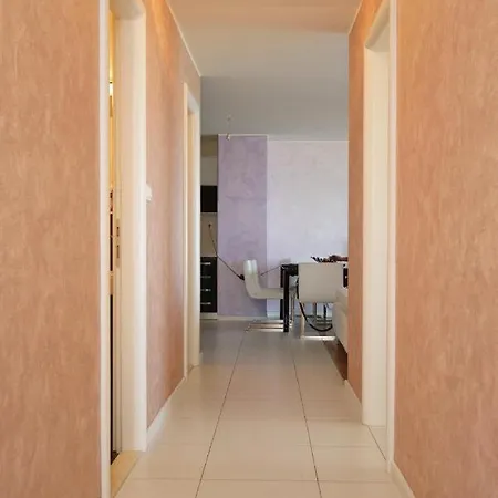 Апартаменты With Wifi - 9249