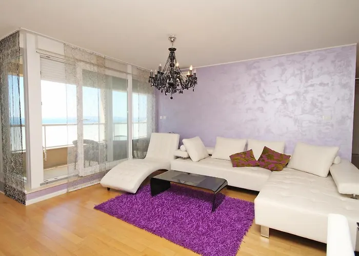 Apartament With Wifi - 9249 *